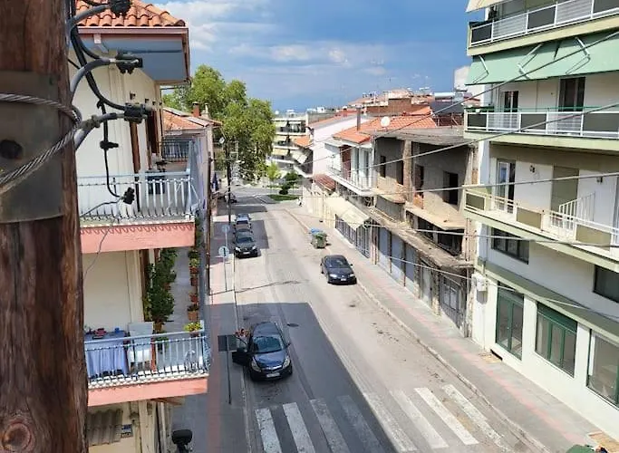Great Apartment In Veria
