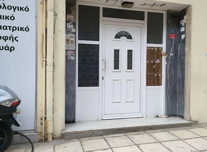 Great Apartment In Veria